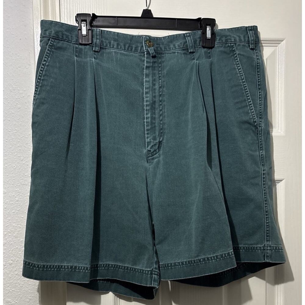 Vintage Evergreen Shorts Mens Size 38 Green Relaxed Pleated Chino Pockets Summer